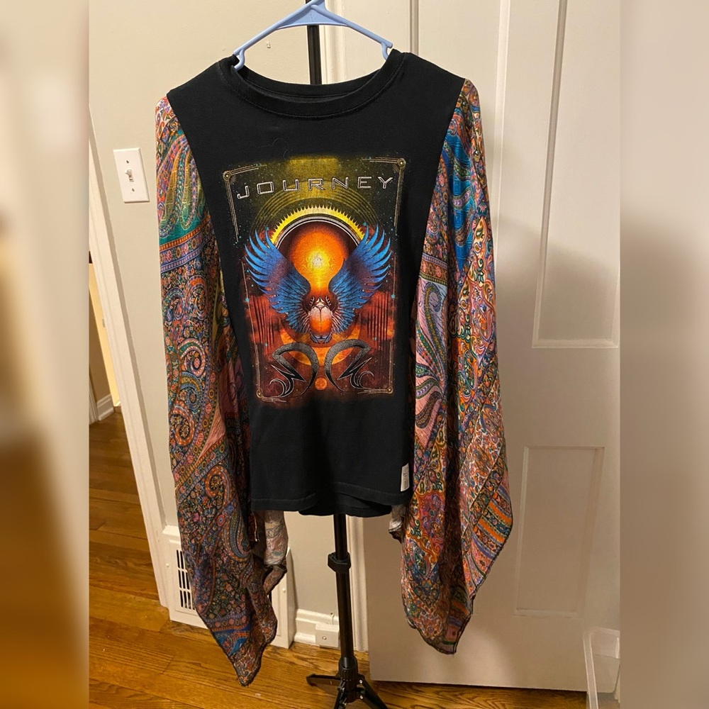NWT Upcycled Oversized Graphic Band Tee with Paisley Sleeves - JOURNEY- OS